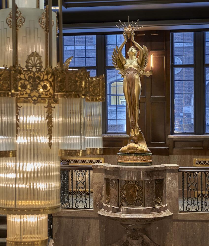 Hotel Phillips Kansas City, Curio Collection By Hilton Exterior photo
